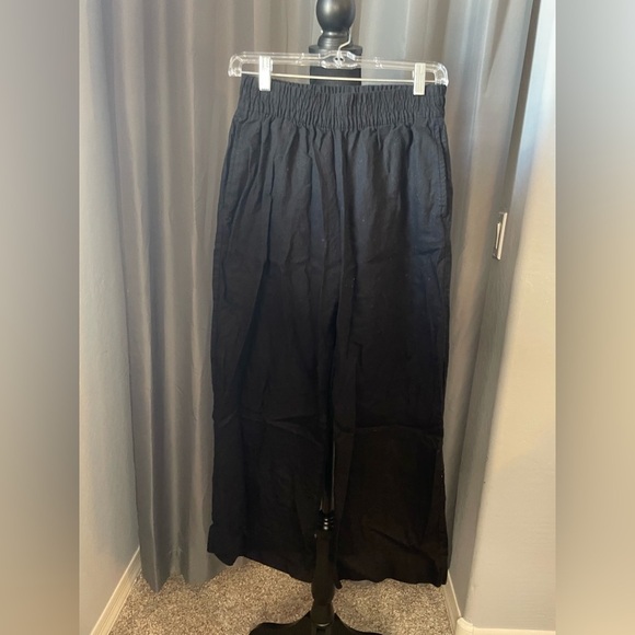 209. Old Navy High Rise Wide Leg Trousers, Black, Size XS Petite, EUC - Picture 1 of 5